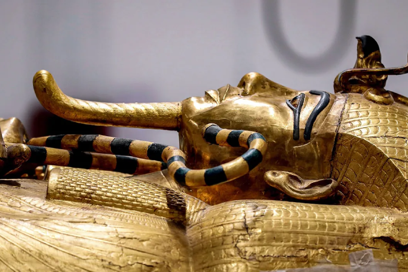 Tomba di Tutankhamon: tra mummie, sarcofagi e leggende