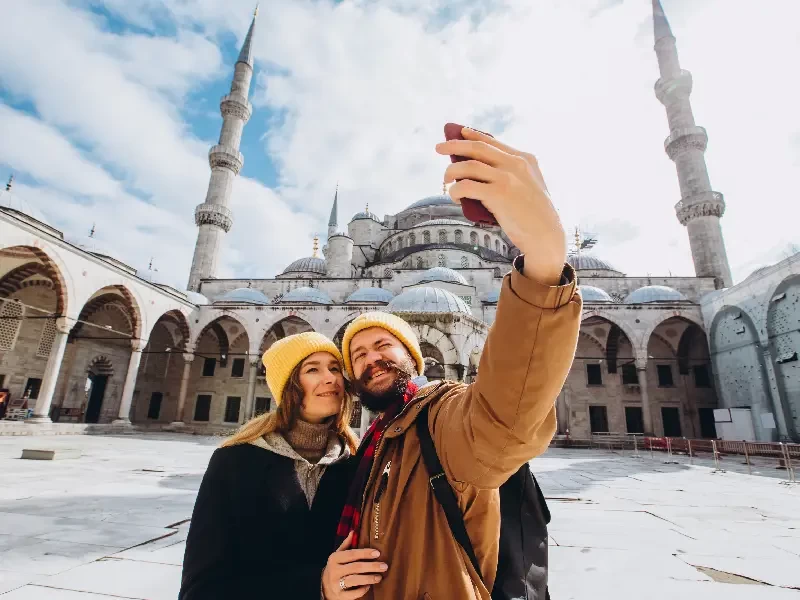 Vivi il tuo viaggio di nozze tra lusso, romanticismo e paesaggi indimenticabili.